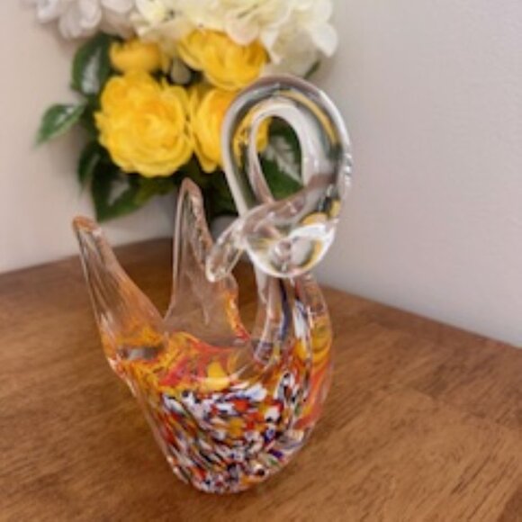 Vintage Murano Hand-Blown Glass Swan Figurine – Vibrant Multicolour Design - Picture 5 of 6